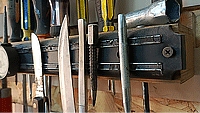 Магнит для отверточной полки